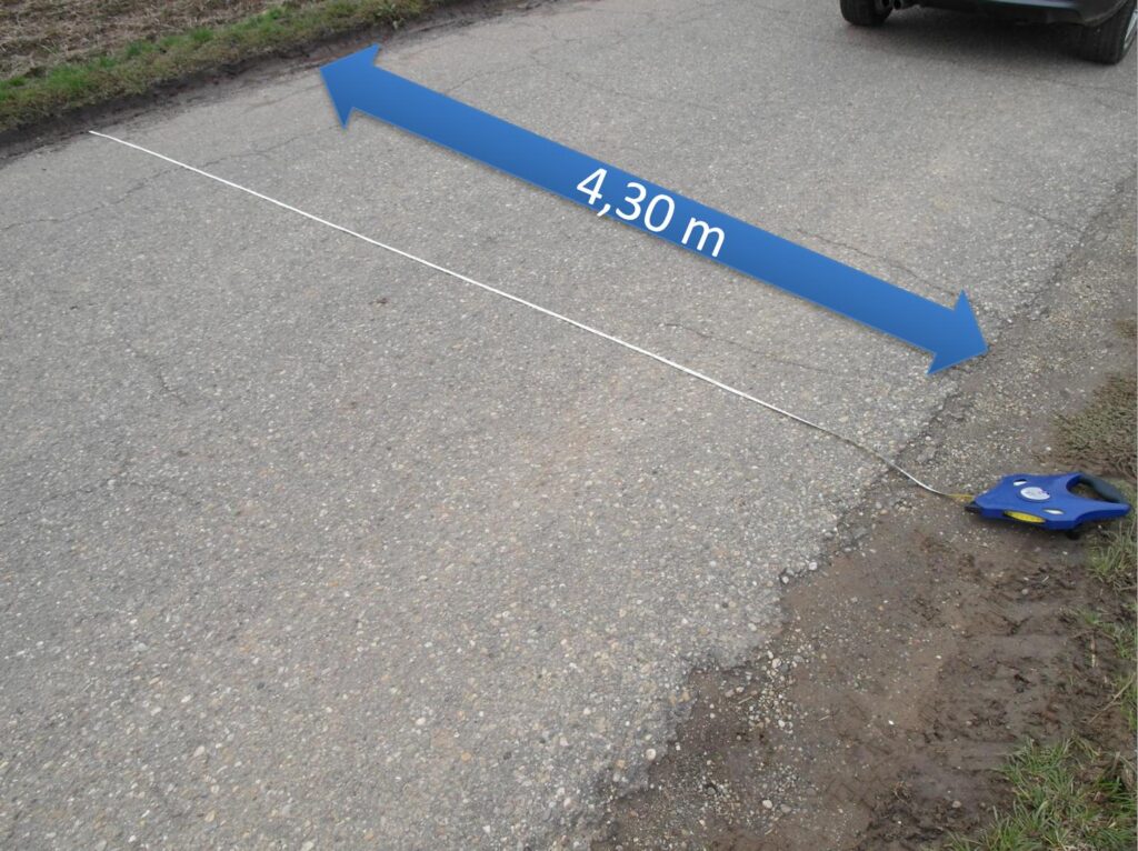 Route Survey zur Straßenbreitenmessung (4,30 m) mit Messrad–masband-transporttechniker-de